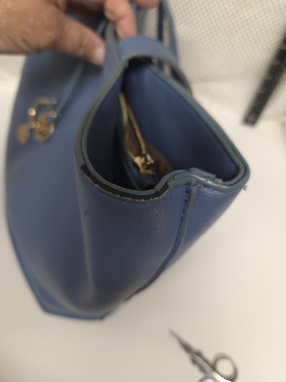 Anne Klein Blue Tote with Gold Logo Charms #162 - Picture 14 of 14